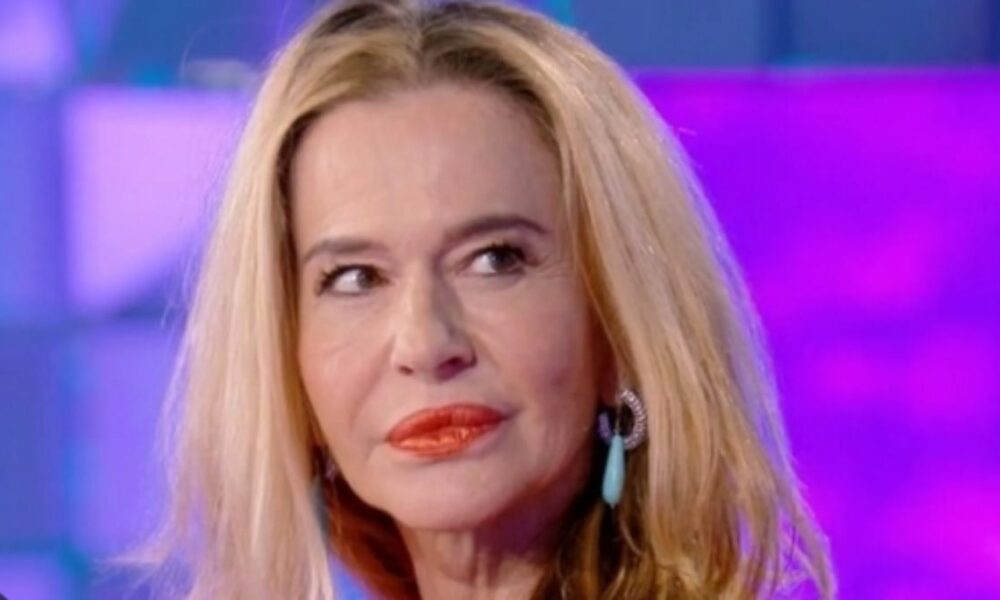 Eva Robin’s: «Con Gianni Boncompagni ho vissuto un trauma. Oggi mi sento un po’ sgualcita»