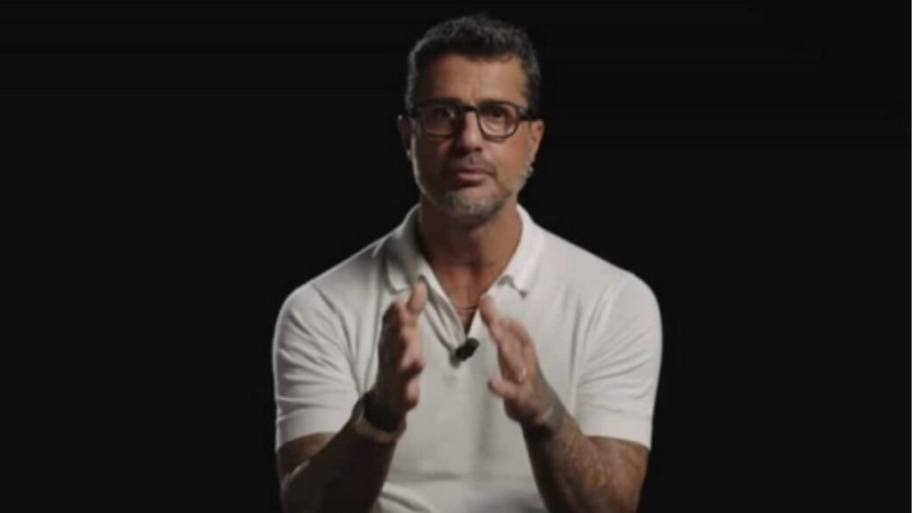 💣 Fabrizio Corona Accusa Alfonso Signorini: "Se Non Vai a Letto con Lui Non Lavori in Televisione" 48 fabrizio corona 1