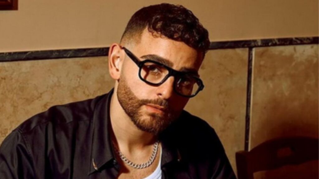 Lutto per Rocco Hunt: "Te ne sei andato con la mia mano nella tua" 47 rocco hunt 1