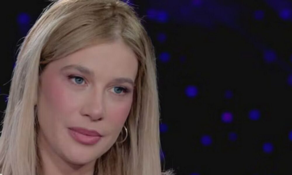 Clizia Incorvaia choc a Verissimo: “Aborto in treno per troppo stress. Sarcina mi bruciò 60 paia di scarpe”