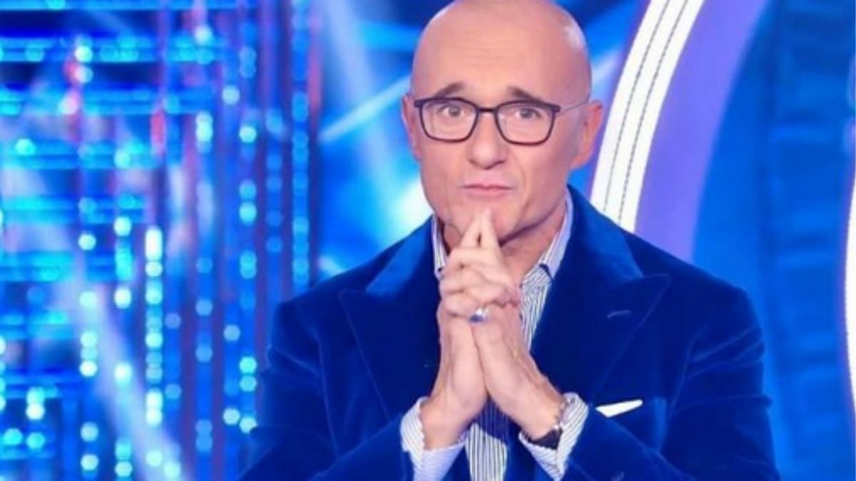 Alfonso Signorini su Antonio Medugno: “È un soggetto particolare, penso sia pubblicità”