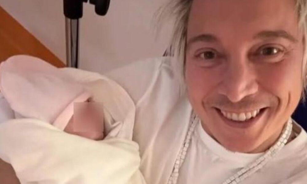 È nata Vittoria, la figlia di Andrea Mainardi e Anna Tripoli: il dolce annuncio in diretta a E’ sempre mezzogiorno