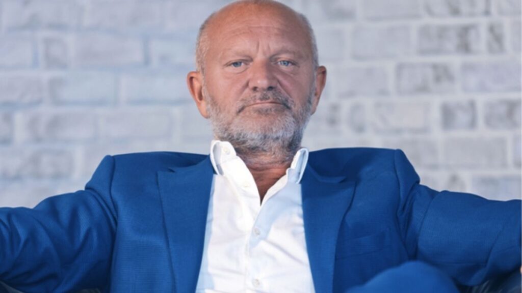 Andrea Pucci dalla parte di Fabrizio Corona: "Contento che tiri fuori tutta la verità" 48 andrea pucci 1