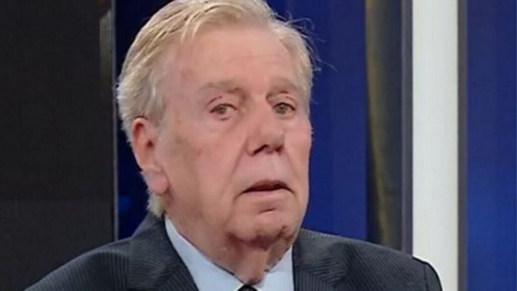 Claudio Lippi arriva su Instagram: “Sono vivo e non vado in pensione” 52 claudio lippi