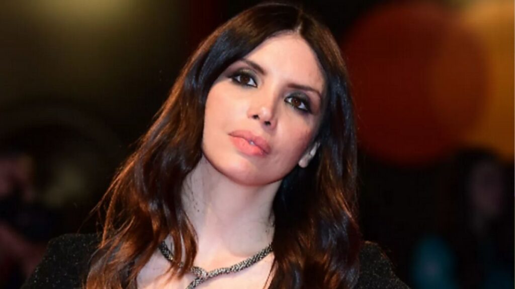 Ilenia Pastorelli: «In amore sono stata sfortunata. La convivenza mi affatica, meglio due case separate» 48 ilenia pastorelli