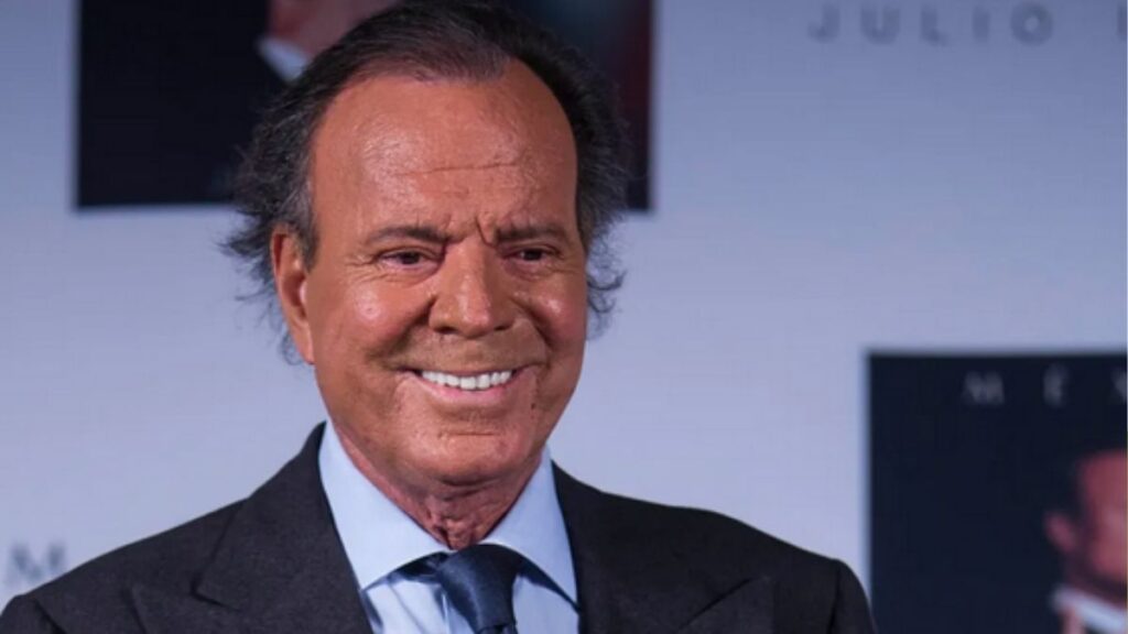 Julio Iglesias accusato di presunte aggressioni sessuali 47 julio iglesias 1
