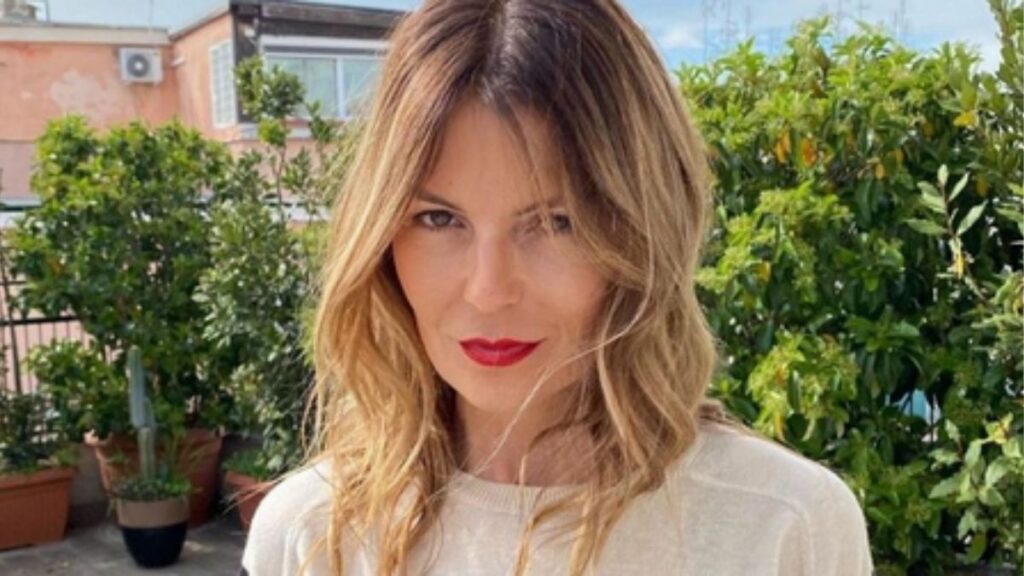 Marina La Rosa, da icona del Grande Fratello alla carriera tra tv, teatro e radio 52 marina la rosa 1