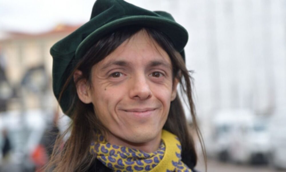 Lucio Corsi innamorato: chi è Cloe Simoncioni, la modella al suo fianco