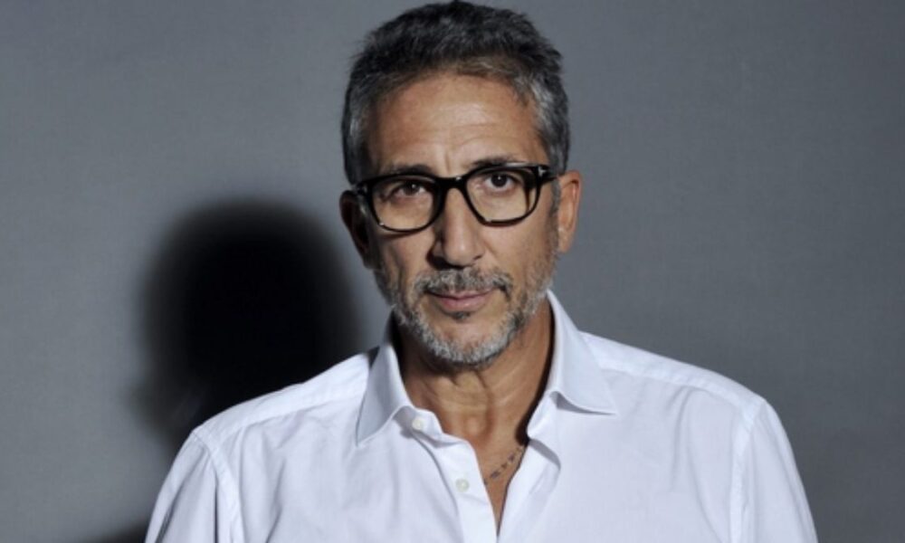 Lucio Presta attacca: “Maria De Filippi non voleva nei suoi programmi gli artisti che lavoravano con me”
