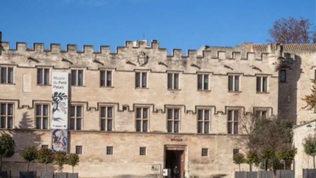 Avignone: 10 cose da fare e vedere nella Città dei Papi 53 museo avignone