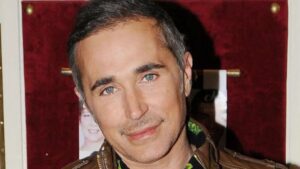 Giovanni Scialpi in lacrime a Domenica In: “La musica mi ha salvato”