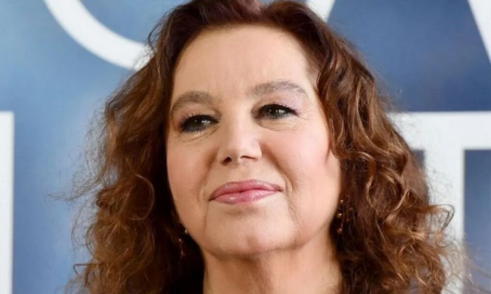 Verissimo, Stefania Sandrelli racconta la malattia del compagno Giovanni: “Sono sempre con lui”