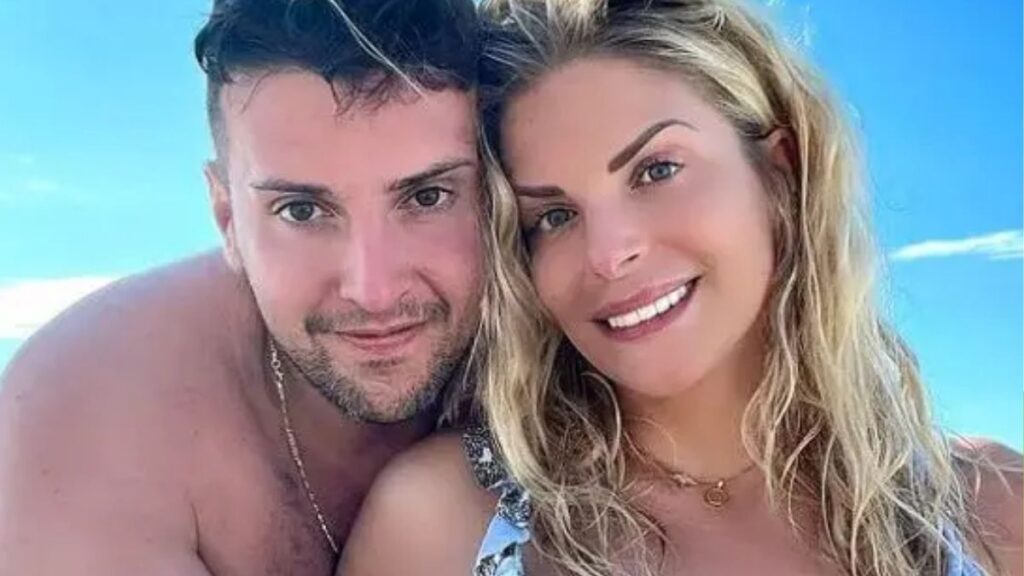 Francesca Cipriani: "Ho tentato il suicidio, il bisturi mi ha salvato" 52 francesca cipriani e alessandro rossi