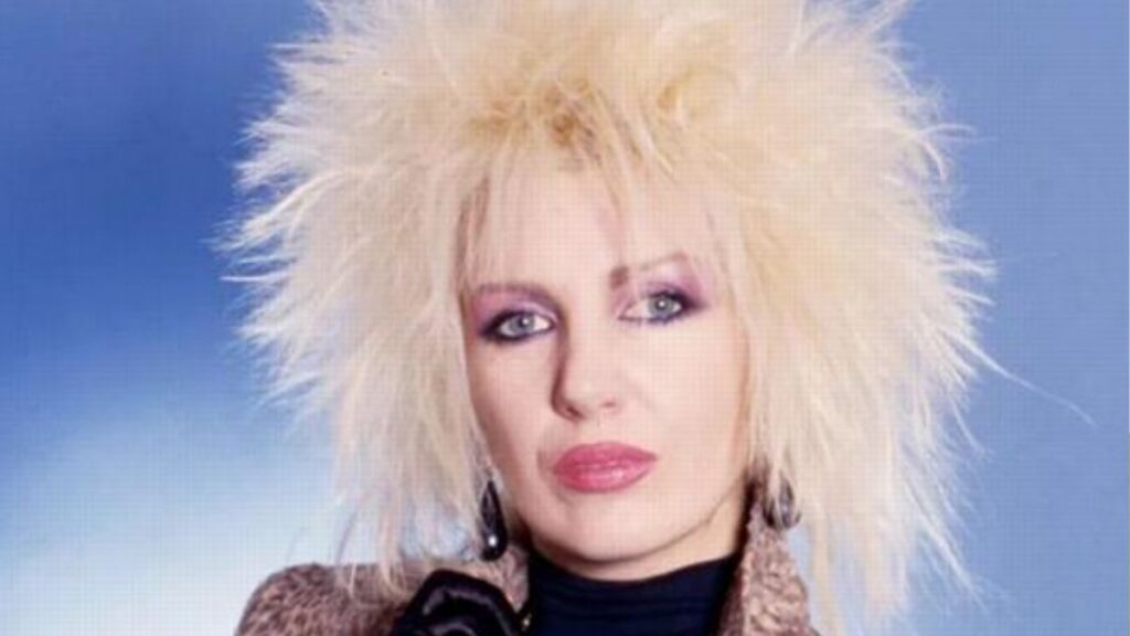 Ivana Spagna racconta la sua vita tra musica, delusioni e sogni: «Gioco al Lotto per aiutare gli animali» 52 ivana spagna 1