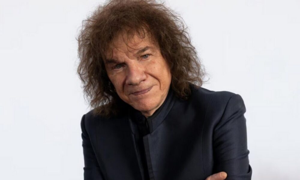 Riccardo Cocciante: A 80 anni torna con il nuovo album “Ho vent’anni con te” e progetti per il futuro