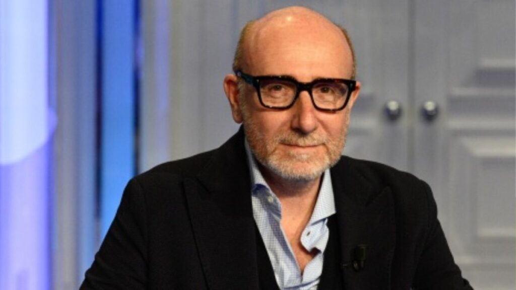 Addio a Roberto Arditti, il giornalista che univa media e potere: donati i suoi organi dopo la morte cerebrale 52 Roberto Arditti