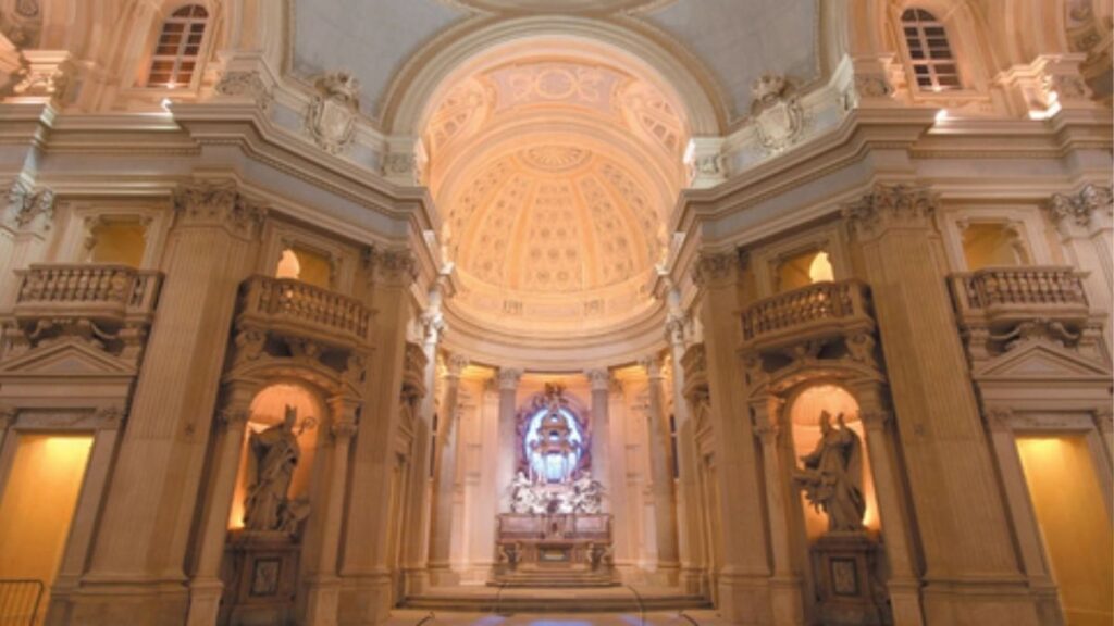 Reggia di Venaria Reale: Guida Completa al Capolavoro Barocco UNESCO 55 cappella di santuberto reggia di venaria