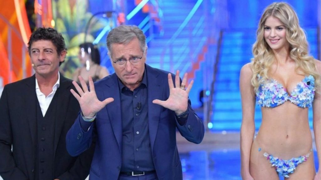 Ascolti TV di sabato 22 agosto 2026: Ciao Darwin vince, La Ruota della Fortuna vola 2 ciao darwin 1