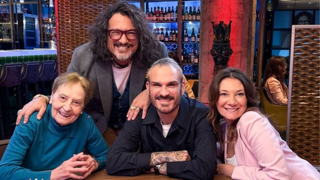 Nonna Silvi: La Creator dell’Anno per TikTok che Conquista il Mondo con la Sua Ironia e Autenticità 2 nonna silvi a celebrity chef